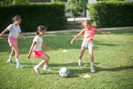 完美世界核心业务有改善 诛仙世界正式定档12月